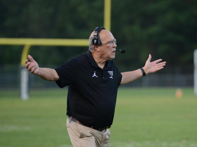 green-hope-football-coach-david-green-announces-retirement-55-senior